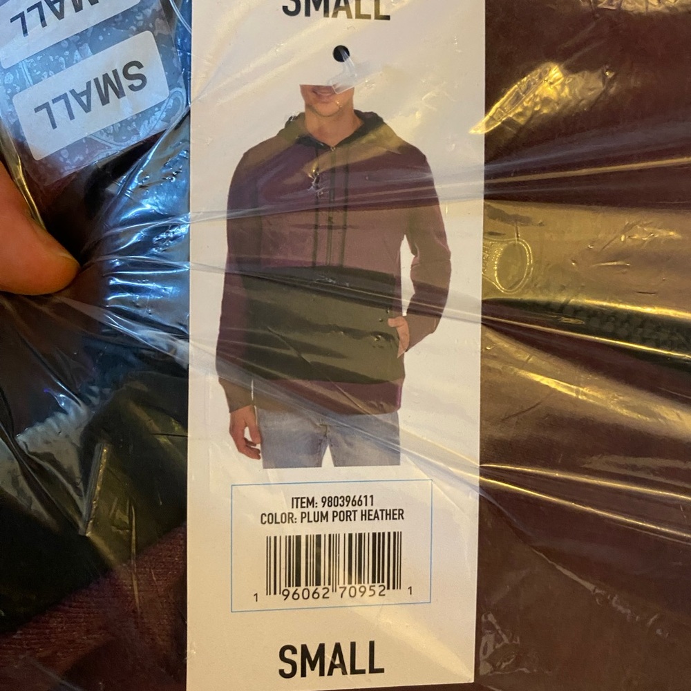 New men’s size small half zip hoodie